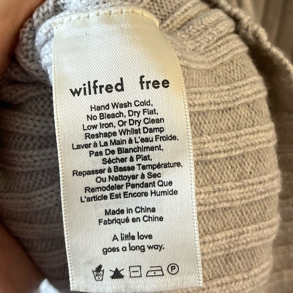 Wilfred Free Aritzia Bianca Dress - Merino Wool Turtleneck Sweater Dress - Picture 8 of 13